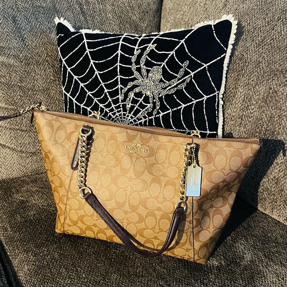 Coach Signature Ava Gold Chain Brown/Beige Tote Shoulder Bag F23526